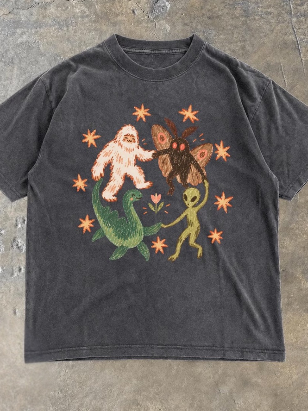 Comfort Colors Mothman Loch Ness Monster Alien Cryptids Stars Circle T-Shirt